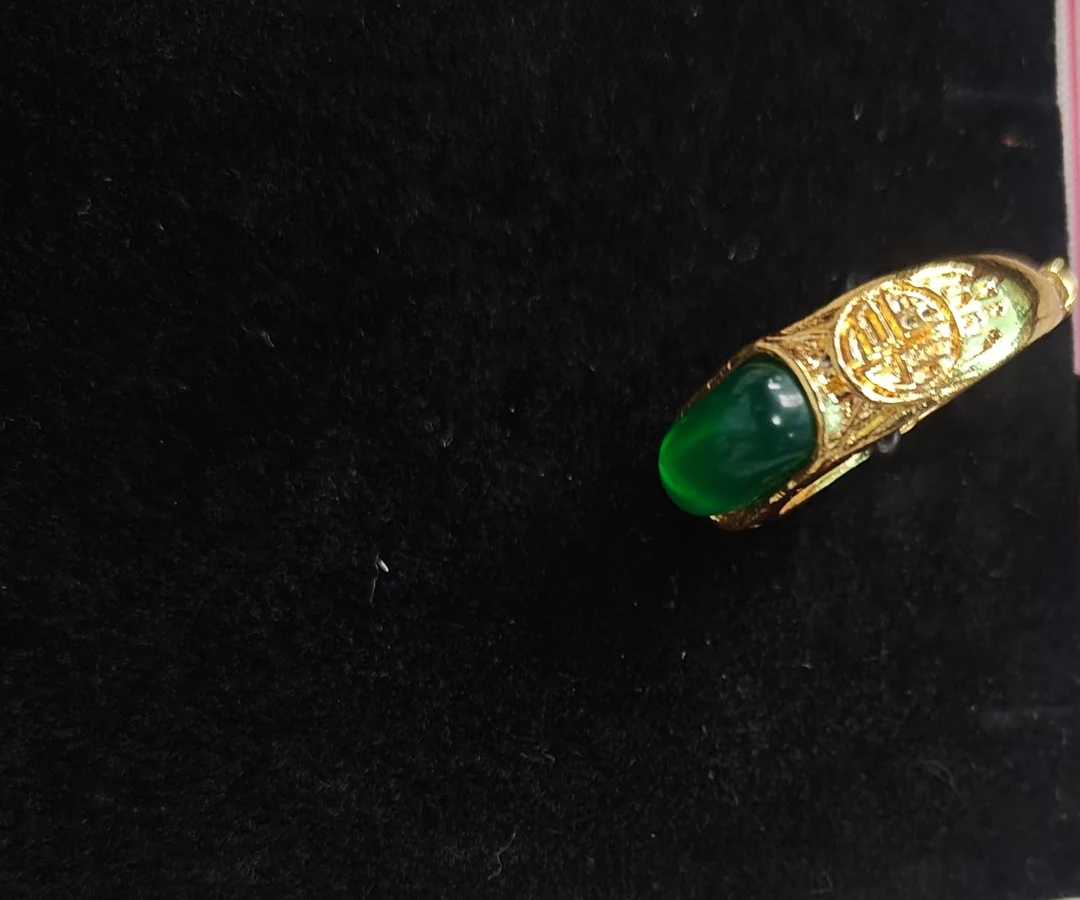 金红阁【徐总补贴】精美大气菠菜绿福字戒指【SCJ06】合金