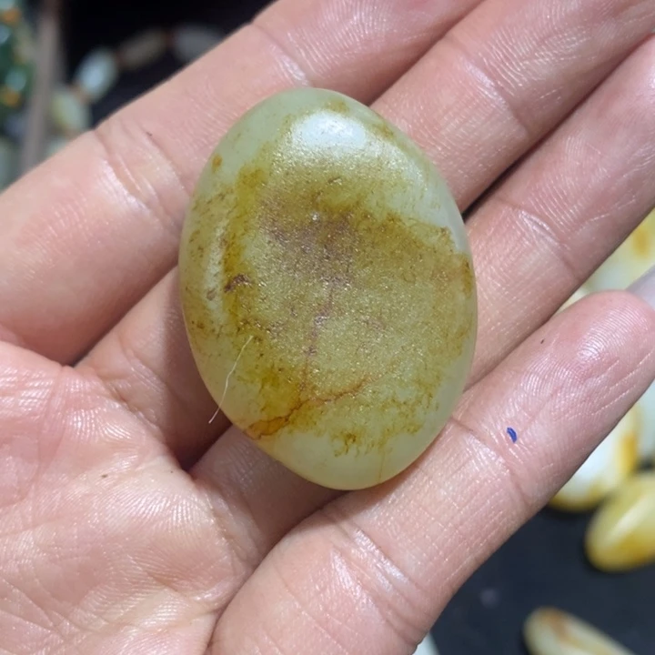 未镶嵌和田玉（糖玉）挂件