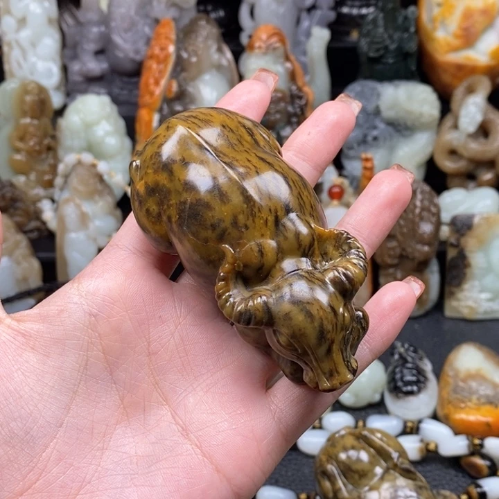 和田玉未镶嵌颈饰古**歌