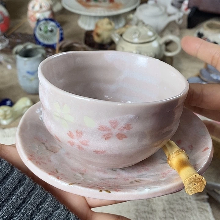 瓷片还说自己要结婚啦