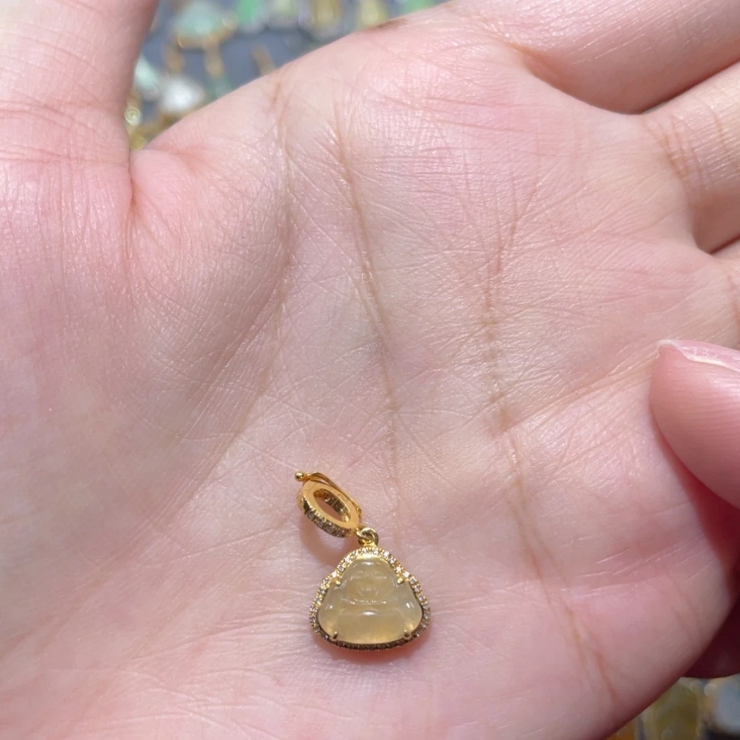 【闪购商品】颈饰18K金镶嵌翡翠