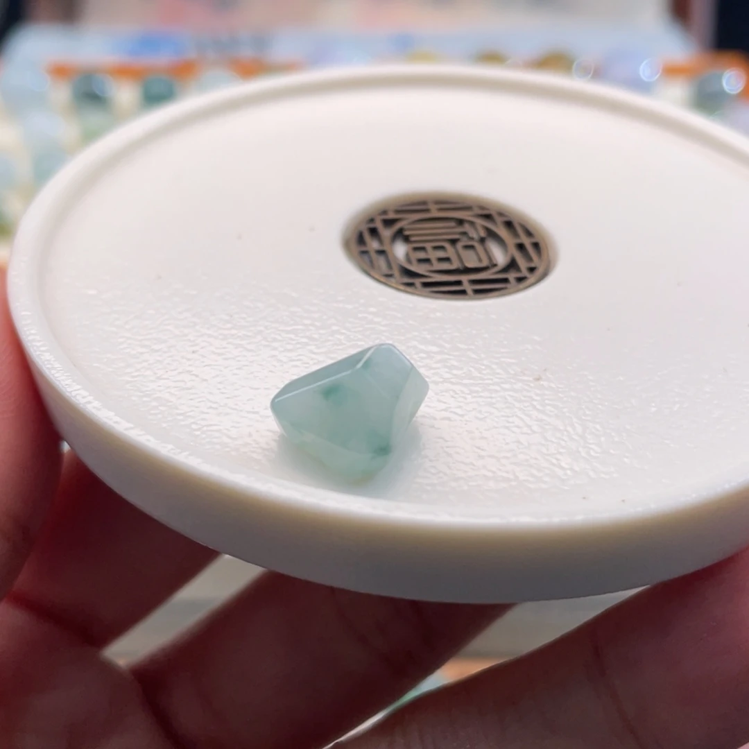 散珠翡翠天然缅甸翡翠a货随形