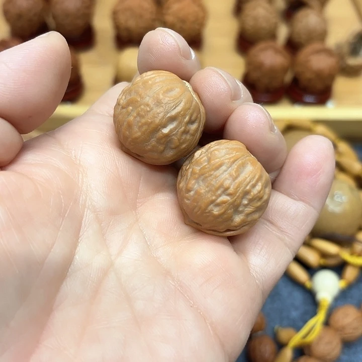 文玩核桃吊坠云朵142