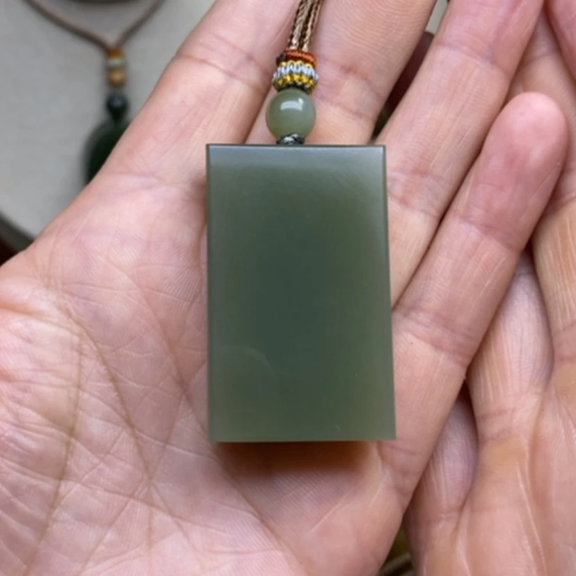 【闪购商品】透闪石质玉未镶嵌挂件身**提