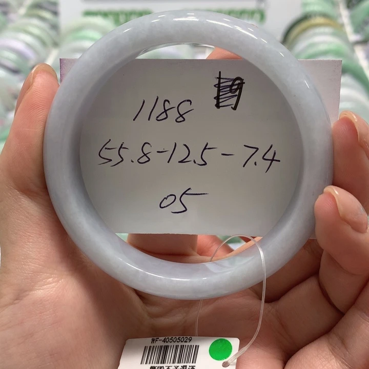 翡翠未镶嵌手镯05