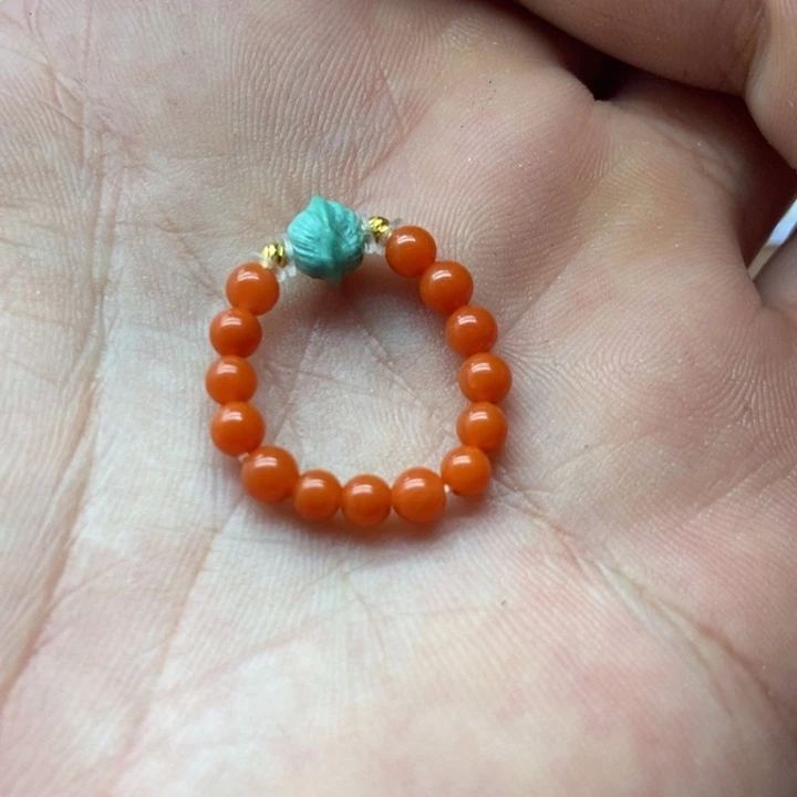 南红玛瑙配饰18K金镶嵌