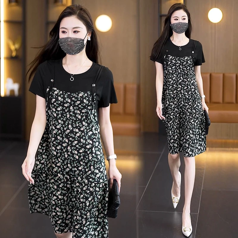 通勤2025夏季新款时尚显瘦气质小众碎花连衣裙拼接假两件短袖裙子