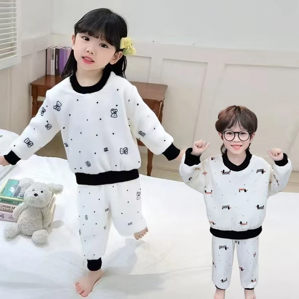 2025新款儿童睡衣男童秋冬季撞色法兰绒家居服女童加绒保暖套装潮