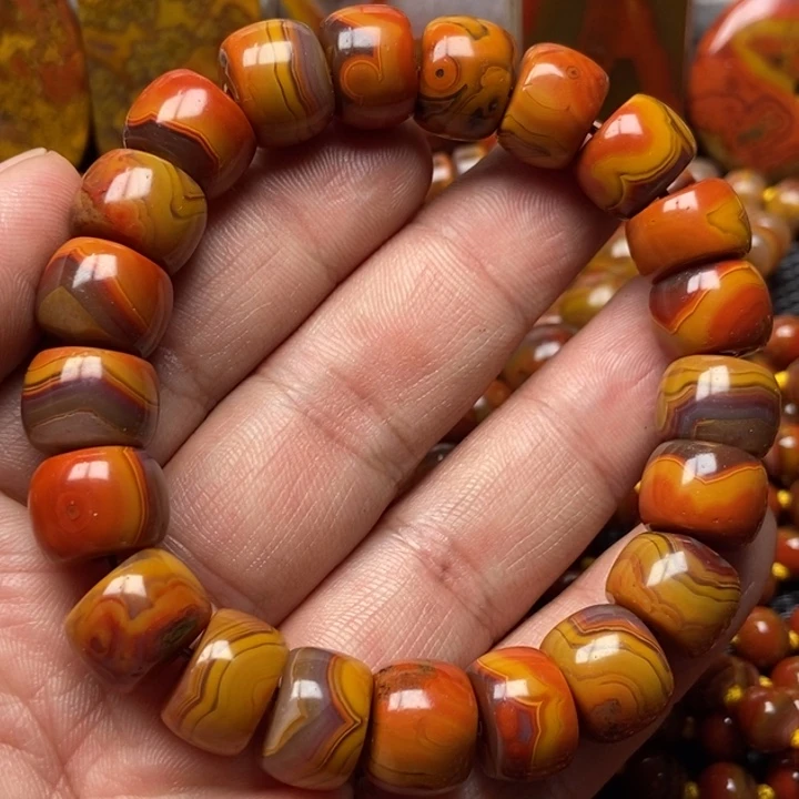 玛瑙/玉髓手串未镶嵌H***e