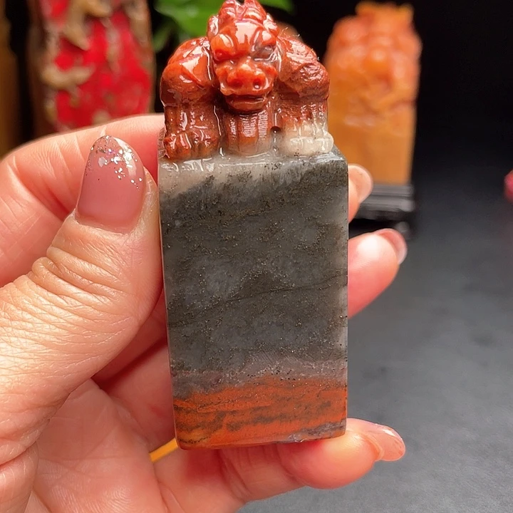 昌化石火**花红花冻把件闲章印章