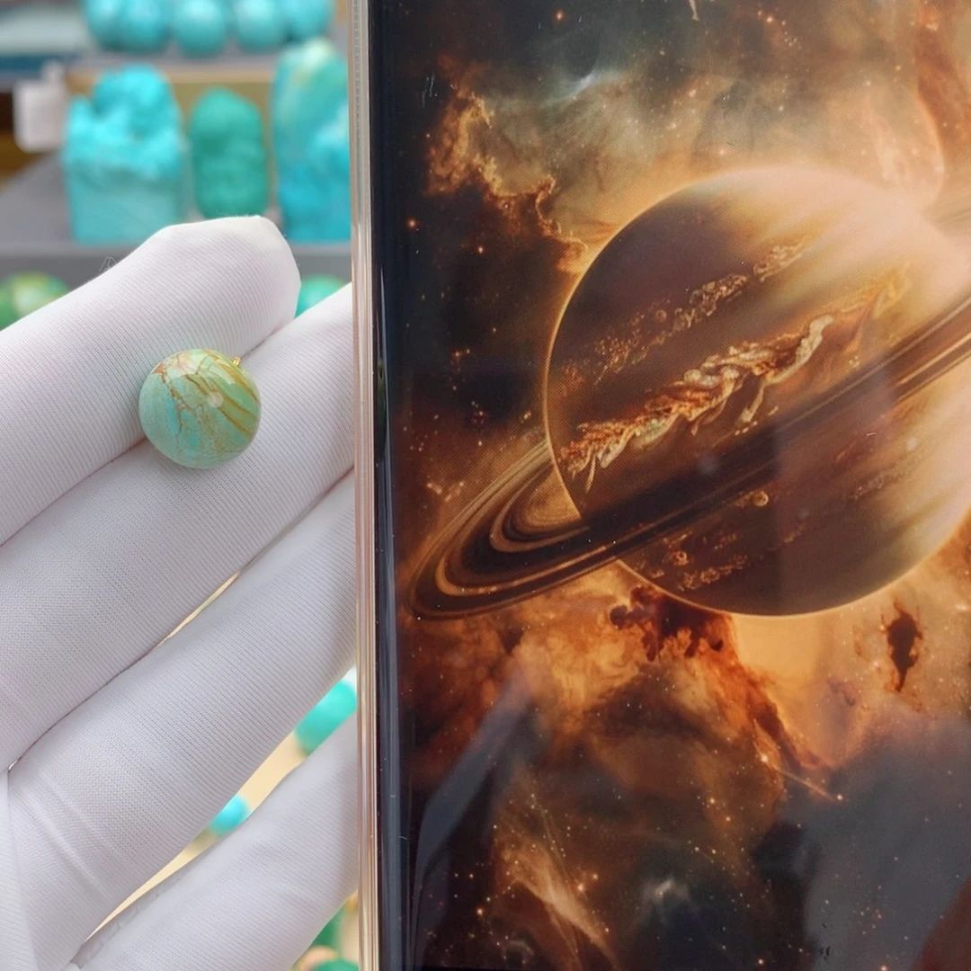 未镶嵌绿松石颈饰