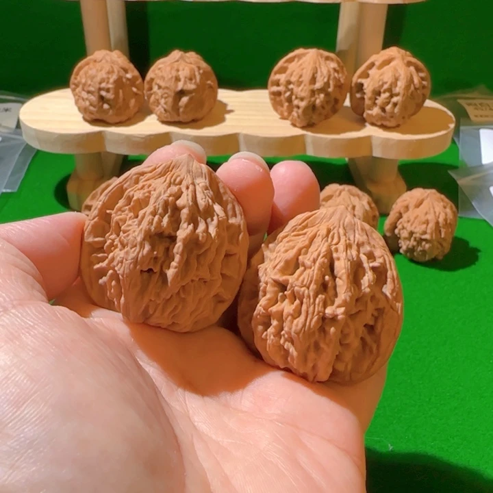 文玩核桃把件麦虎41