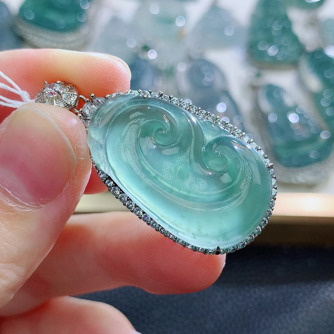 翡翠挂件银S925镶嵌翡翠