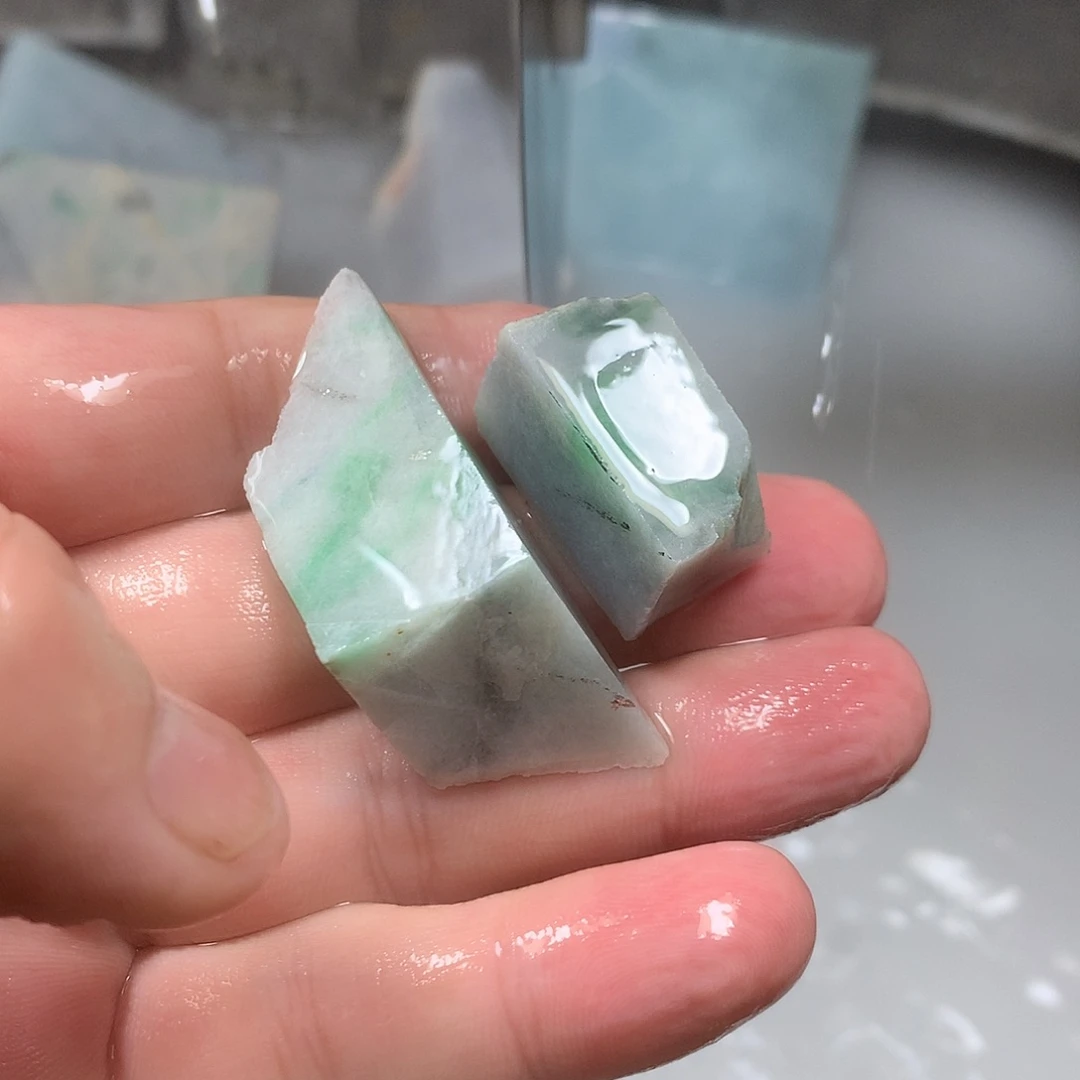 未镶嵌挂件翡翠翡翠原石