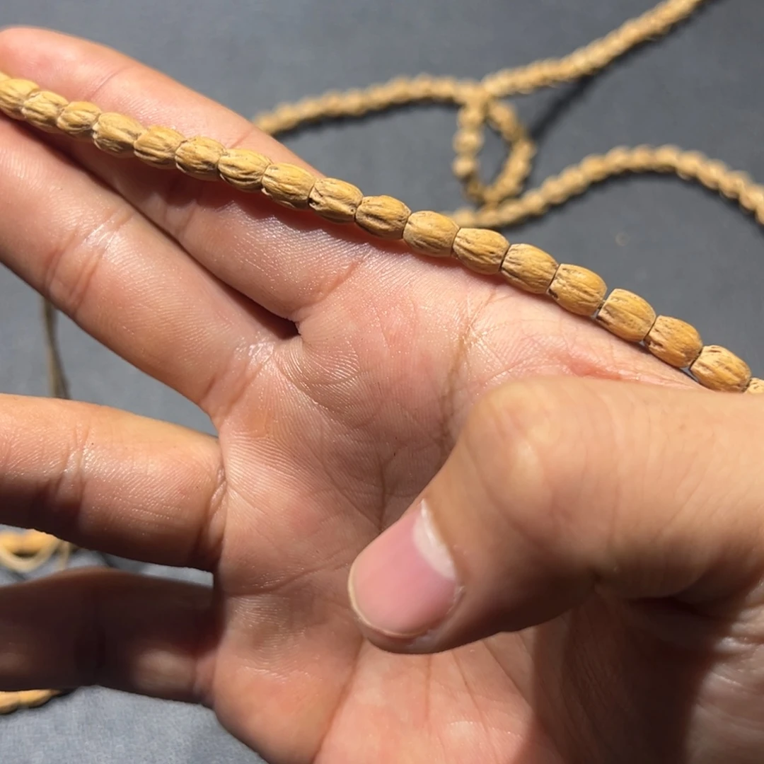 柏香籽/百香籽吊坠玉腿