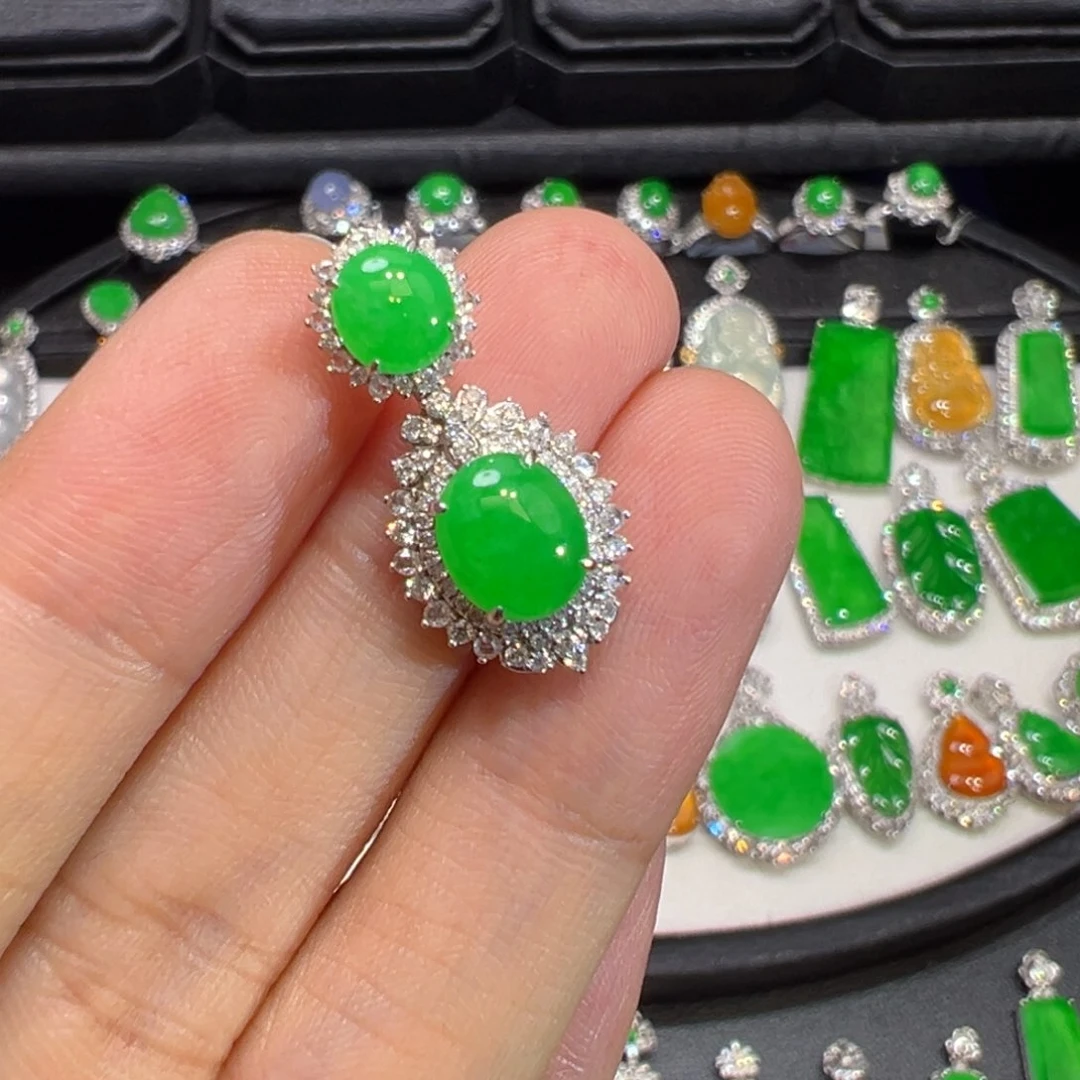 翡翠18K金镶嵌颈饰春*来收到货48小时鉴赏期