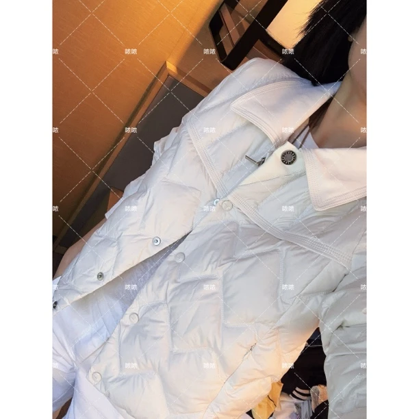 哝NONG-【小香轻羽绒】2025秋冬新款小香款翻领轻薄羽绒服03992057