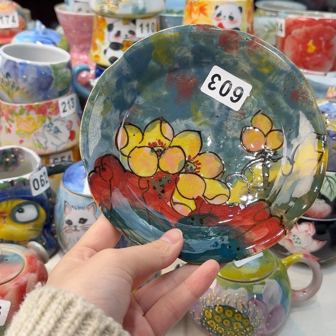 瓷片兔兔好可爱呀打