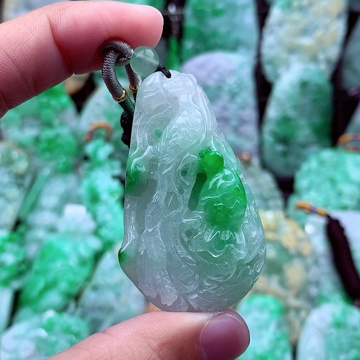 翡翠吊坠(不含链)未镶嵌