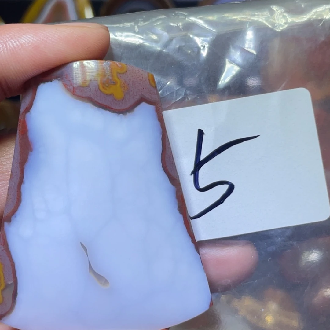 未镶嵌颈饰玛瑙/玉髓明**透