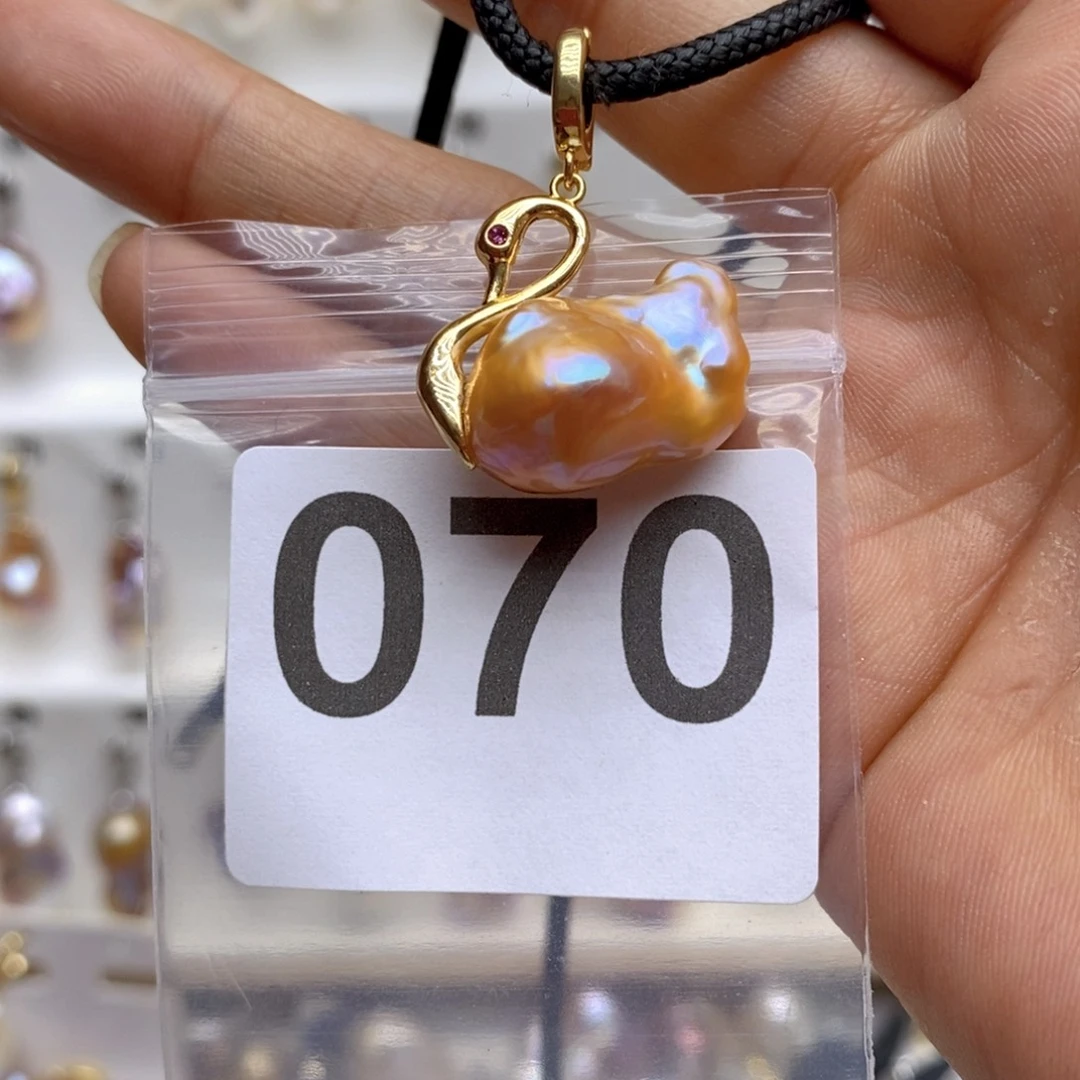 淡水珍珠银S925镶嵌颈饰70