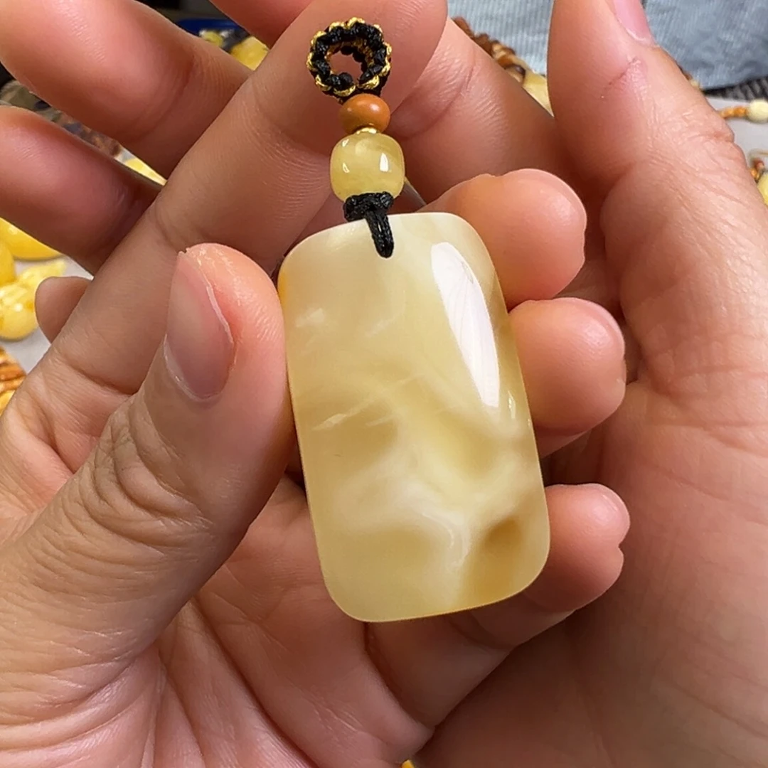 蜜蜡裸石未镶嵌蜜蜡