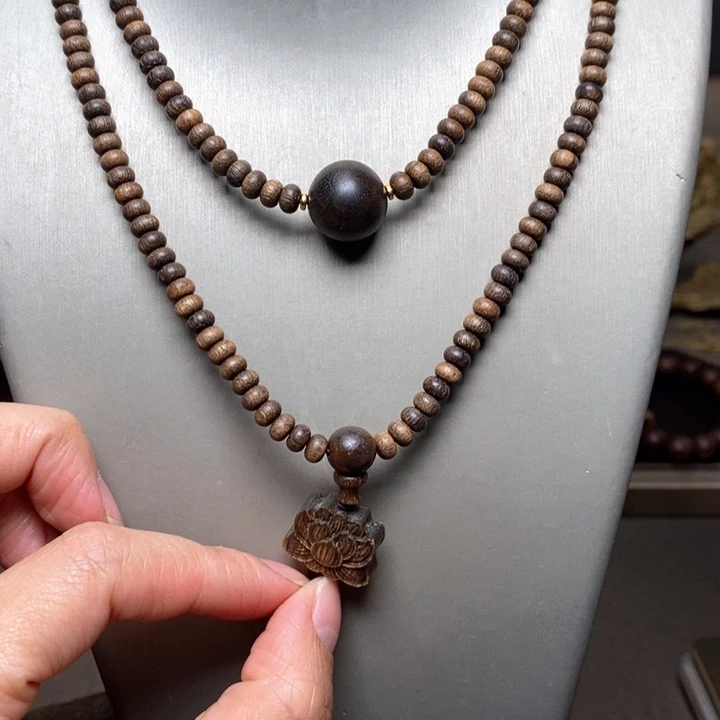 沉香手串越南芽庄白棋楠0.5✖️216➕莲花沉香木雕设计