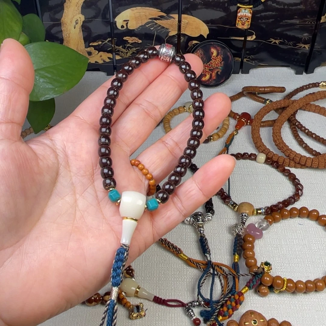 椰蒂吊坠3456789987655