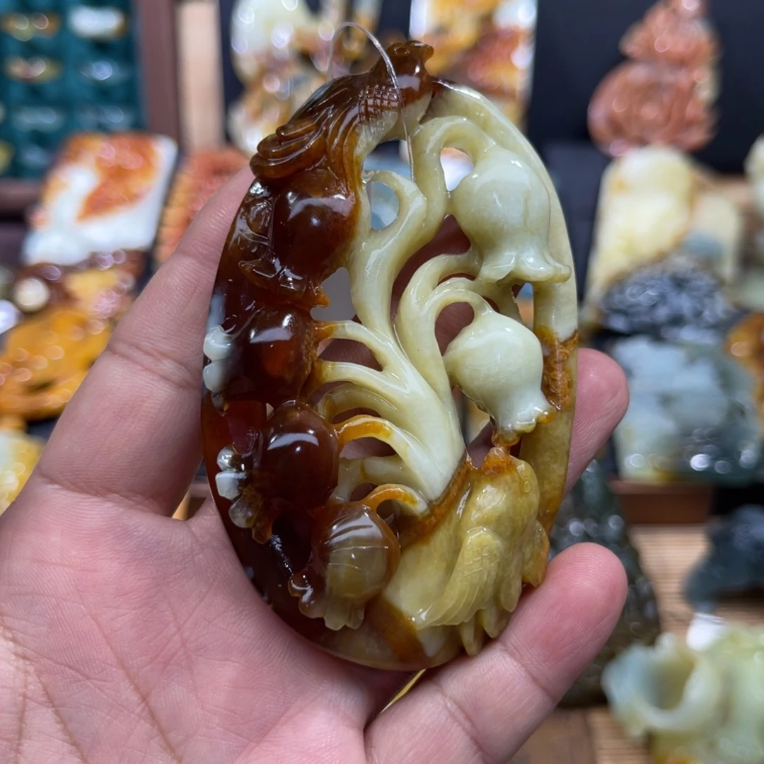 薄***荷未镶嵌蛇纹石玉颈饰