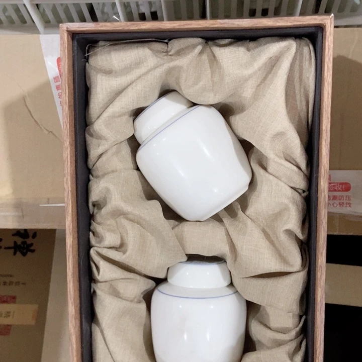 茶具微瑕，介意勿拍