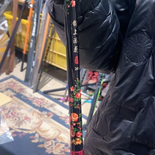 锦上添花2.4米抄网杆一根。