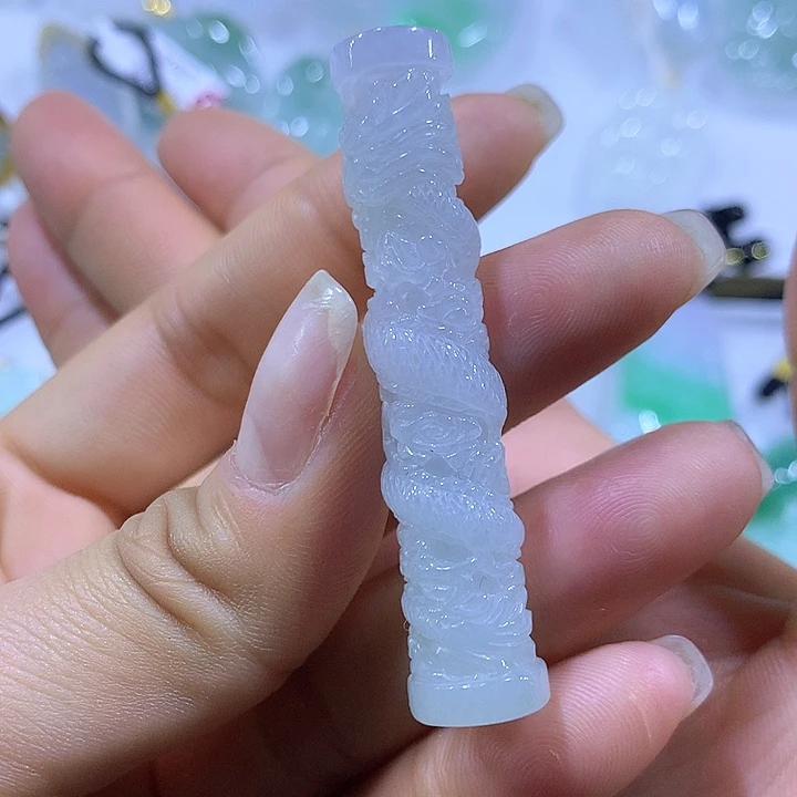 翡翠颈饰未镶嵌天然翡翠A货吊坠