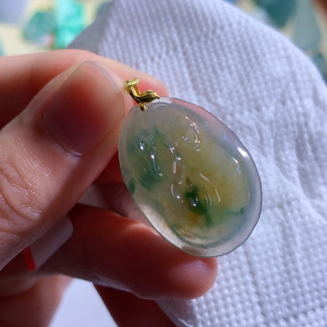 【闪购商品】翡翠未镶嵌吊坠(不含链) 8821