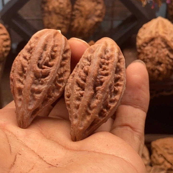 文玩核桃吊坠小***息东北52