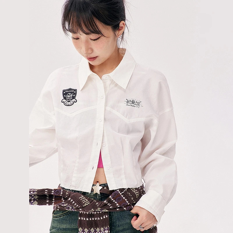 【4】CHUU新品字母刺绣设计学院风穿搭长袖辣妹休闲风衬衫FHDC001V