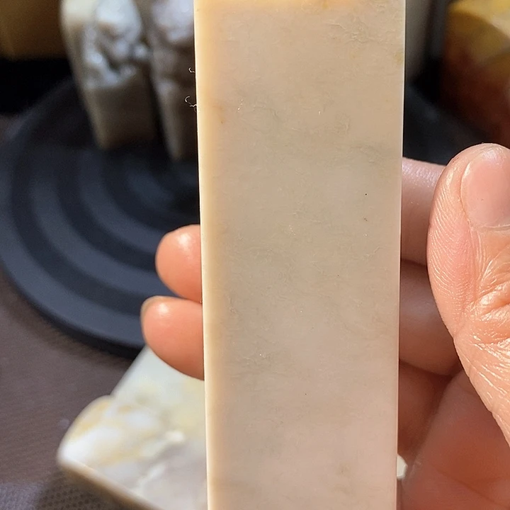 巴林石印石焦*鸿巴林石雕刻工艺品