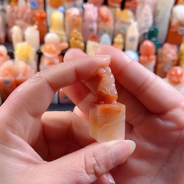 老挝石印石瑞****?1.7厘米，兔子