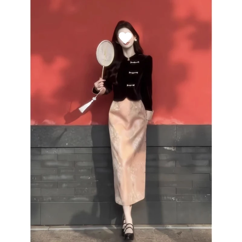 新中式国风套装秋季气质显瘦斜门禁短款上衣外套+半身裙两件套女