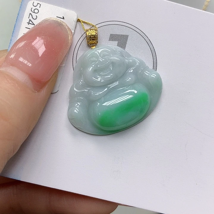 颈饰18K金镶嵌翡翠