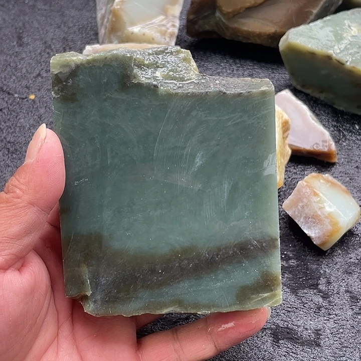 和田玉（糖玉）未镶嵌珠宝半成品