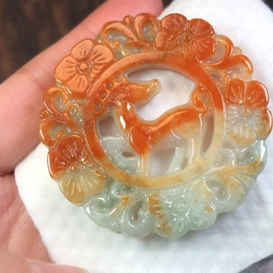 翡翠未镶嵌颈饰缅甸A货，每天下午1点半开播