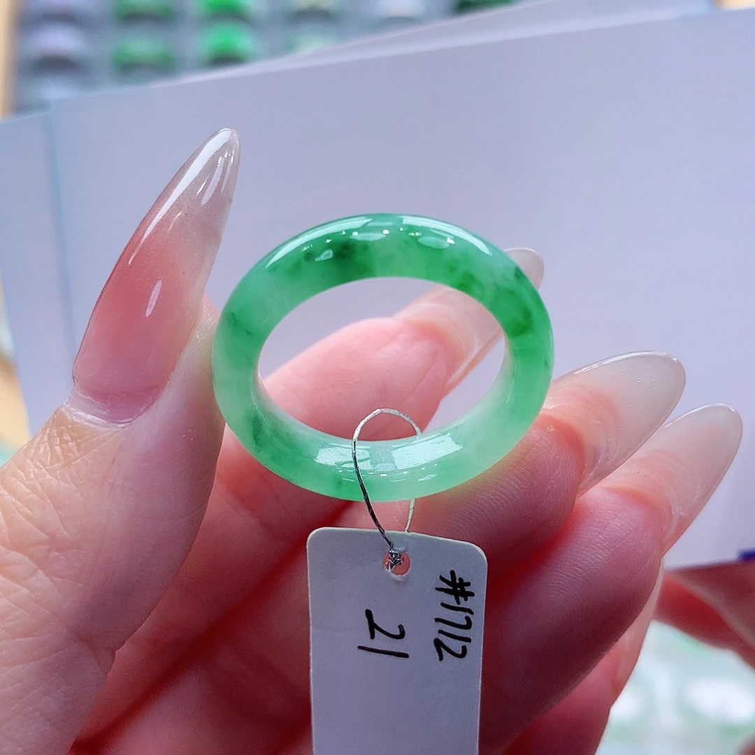 翡翠未镶嵌戒指缅甸A货