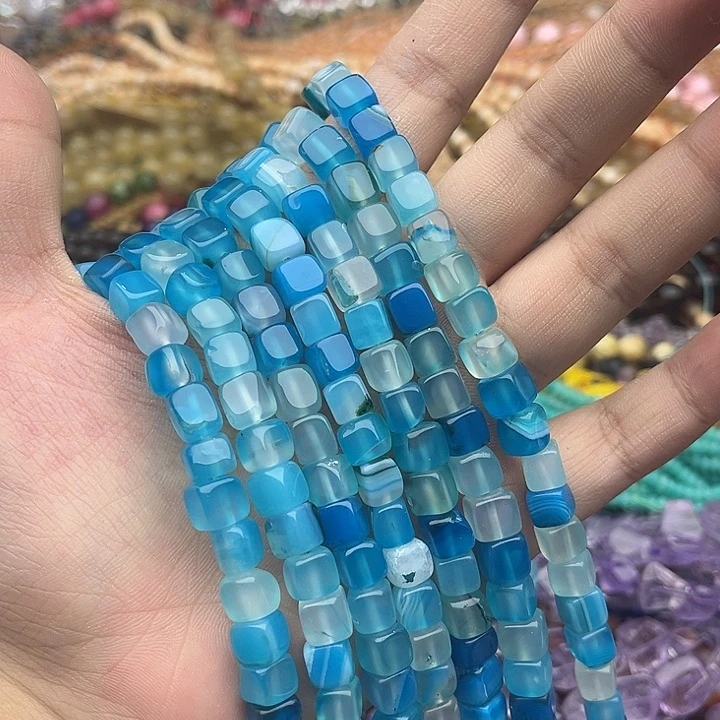 玛瑙/玉髓未镶嵌珠宝半成品一条7mm左右蓝玛瑙方糖