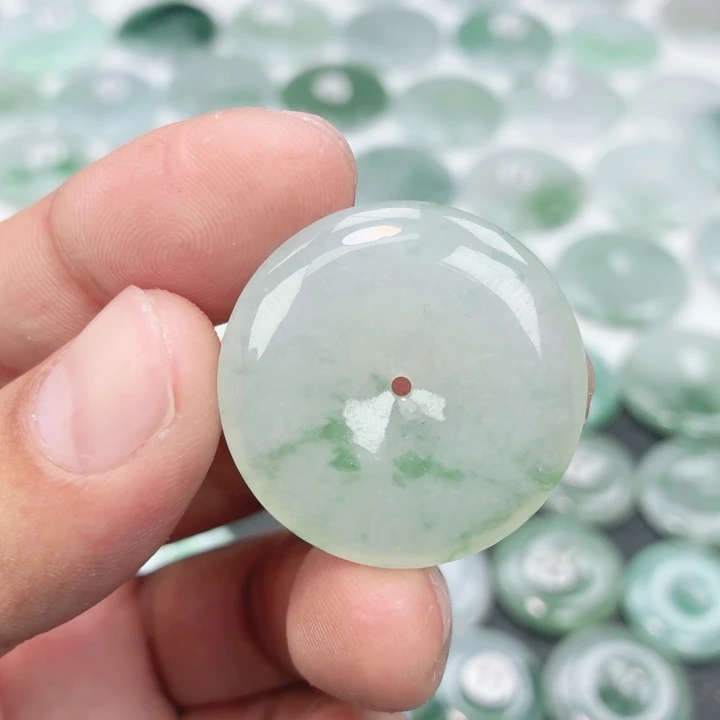 翡翠未镶嵌颈饰缅甸天然A货翡翠31.3-6.4