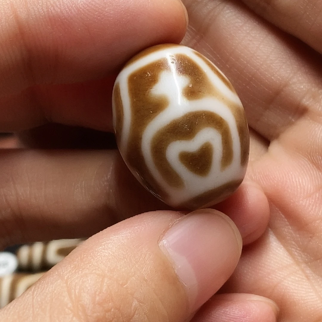 小***通玛瑙/玉髓未镶嵌颈饰