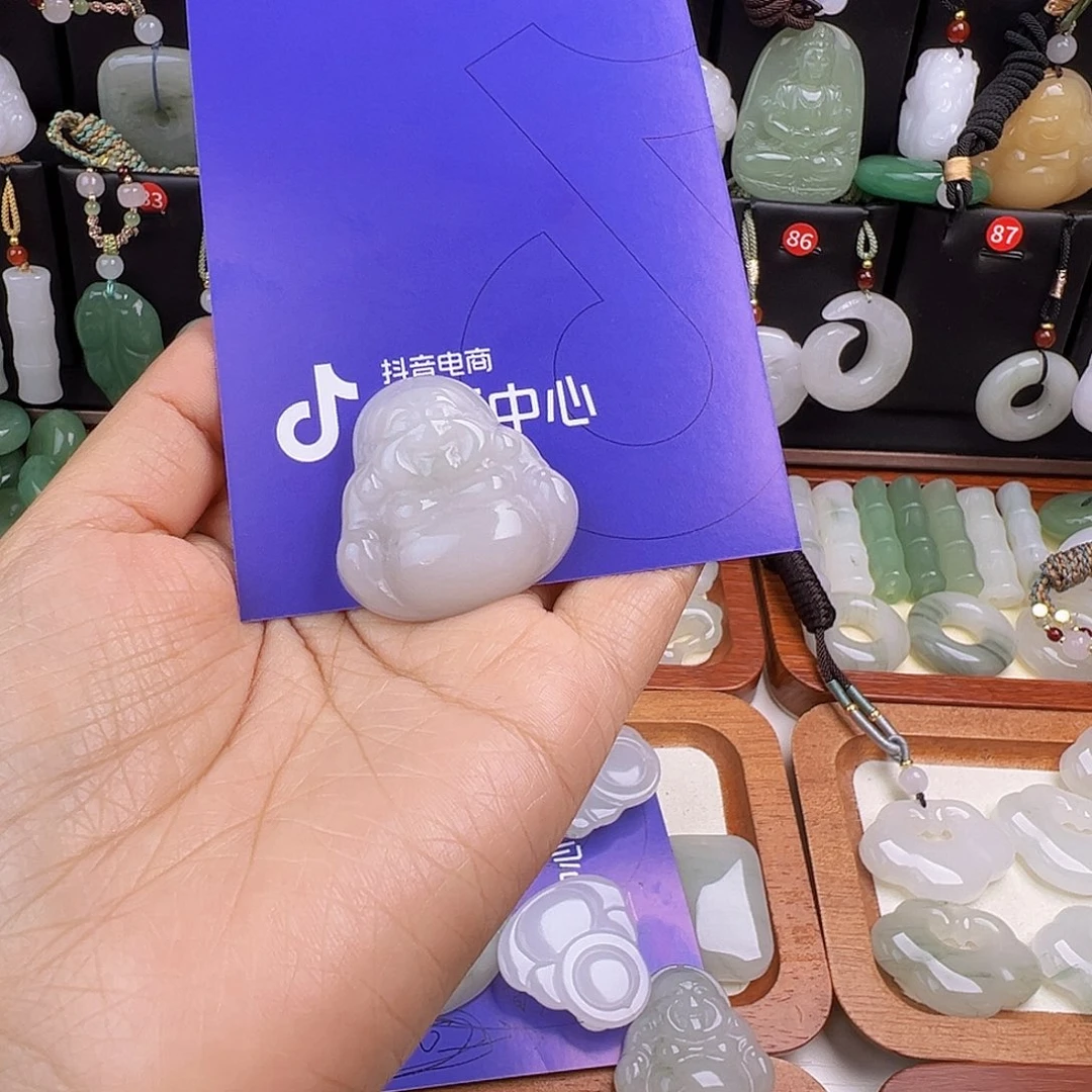 石英质玉未镶嵌吊坠(赠链)忘***.