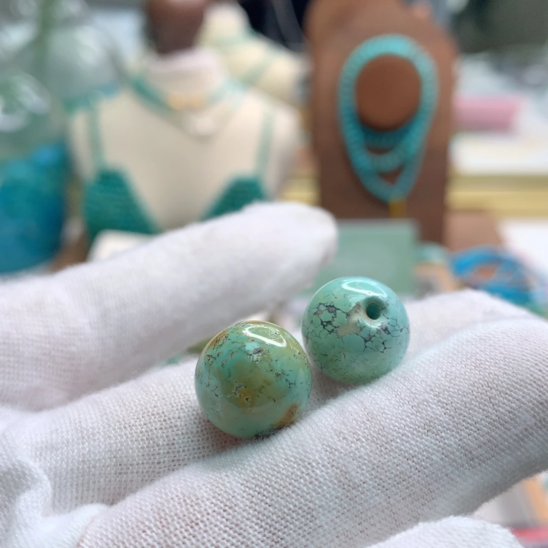 绿松石未镶嵌饰品