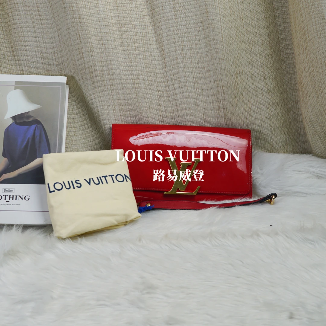 95新 LouisVuitton/路易威登 红金字母单肩包/EE04109129/9129