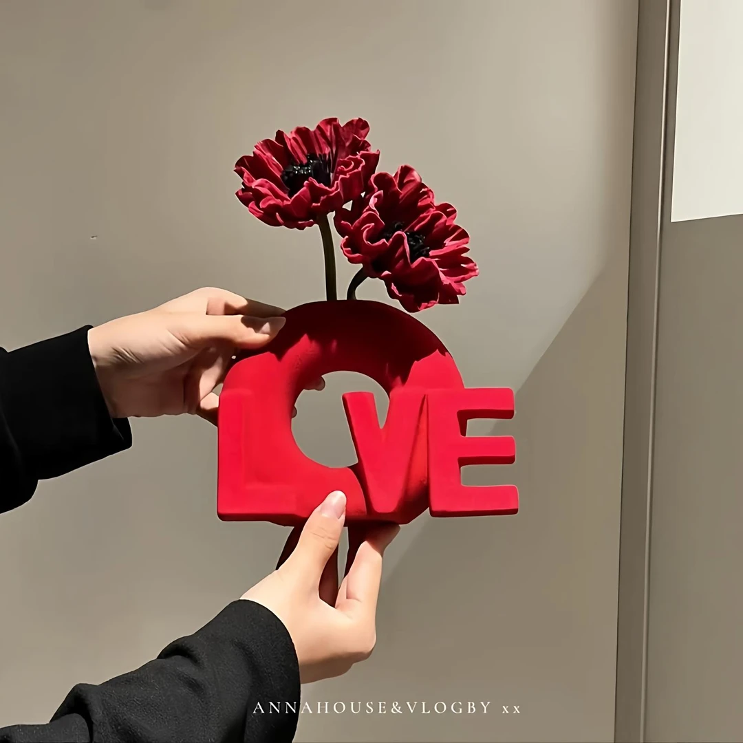 【备婚好物】love结婚摆件装饰品红色植绒摆台轻奢高级送新人实用