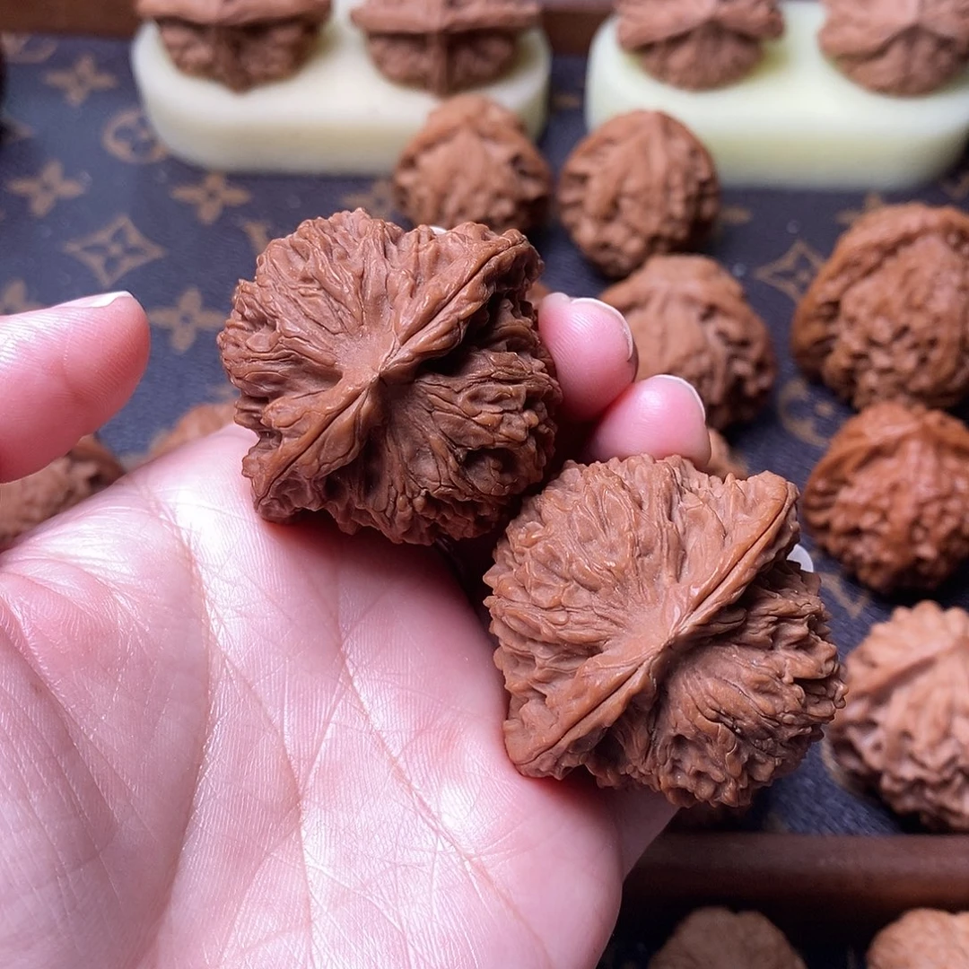 桃核吊坠全品南疆石43尺